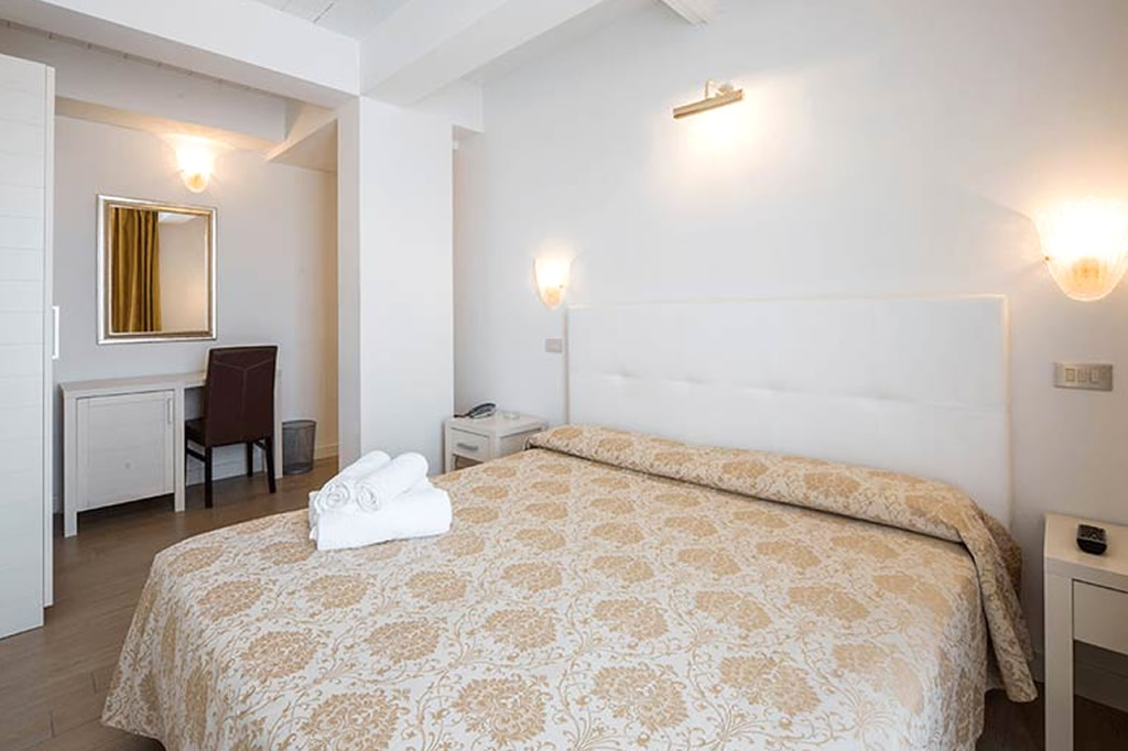 Camere
